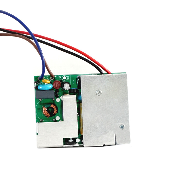 Alimentatore flyback compatto ad elevata efficienza